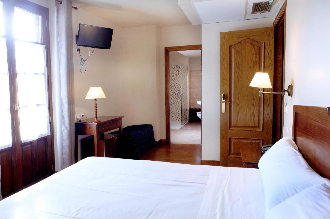 Hostal Antxitonea Elizondo Exterior foto